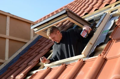 Pose de fenêtres de toit Velux à Comberouger
